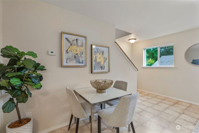 $379,950 | 9480 Olson Place Southwest, Unit E | Delridge