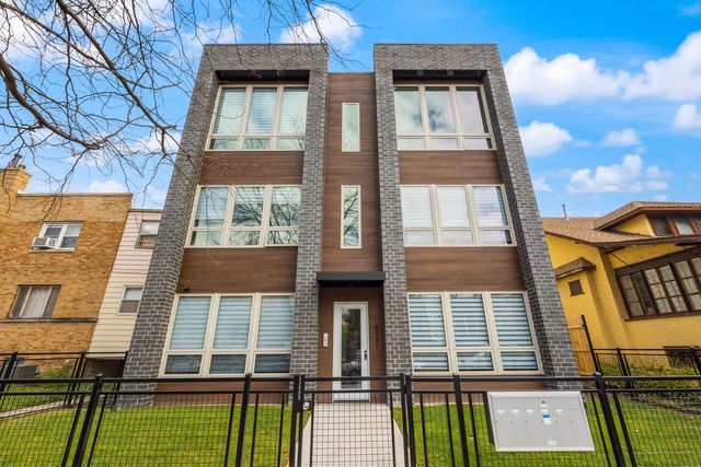 $2,850 | 4931 North Kimball Avenue, Unit 1S | Albany Park