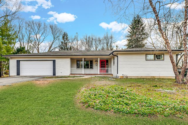 $499,900 | 38W449 Bonnie Court | St. Charles Township - Kane County