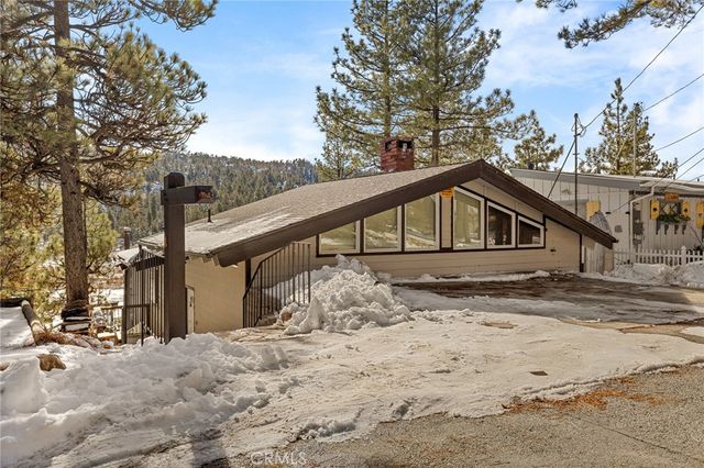 $3,300 | 39005 Bayview Lane | Big Bear Lake