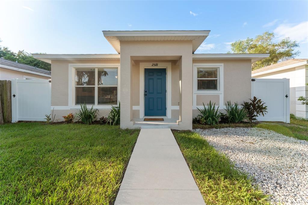 Adorable Starter Home Ready For New Owners