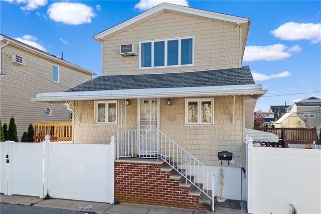 $1,399,000 | 31 Frank Court | Gerritsen Beach