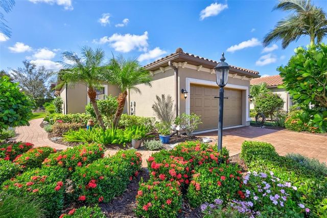 $645,000 | 4930 Savona Run | Lakewood Ranch