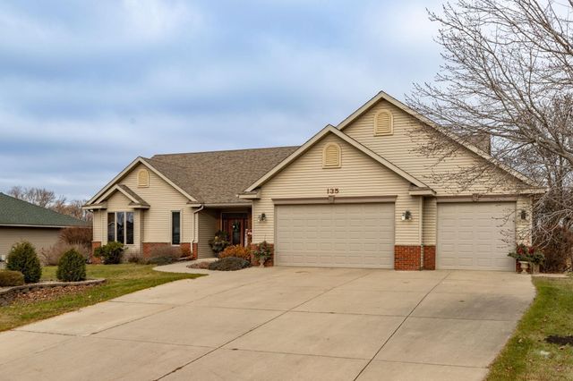 $549,850 | 135 Quail Ridge Drive | Zumbrota