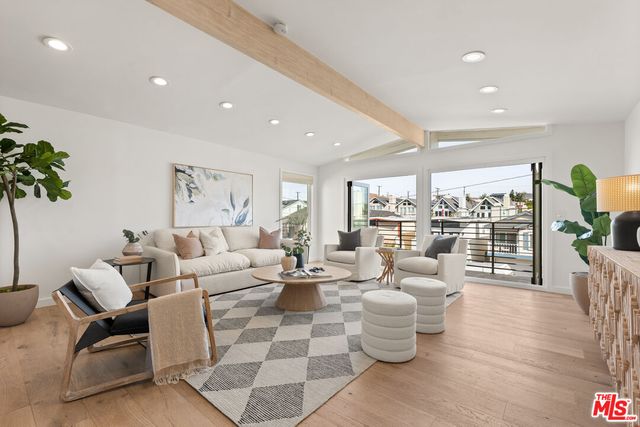 $1,799,000 | 1635 Goodman Avenue | North Redondo Beach