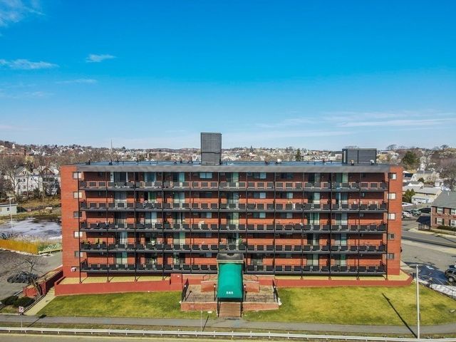 $389,900 | 585 Revere Beach Parkway, Unit 302 | Downtown Revere