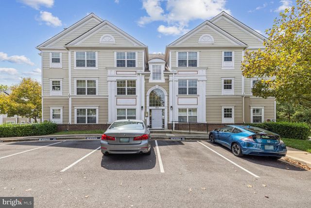 $395,000 | 164 Kendrick Place, Unit 16428 | Kentlands