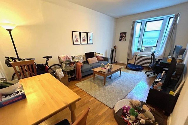 $3,000 | 203 West 103rd Street, Unit 2B | Upper West Side