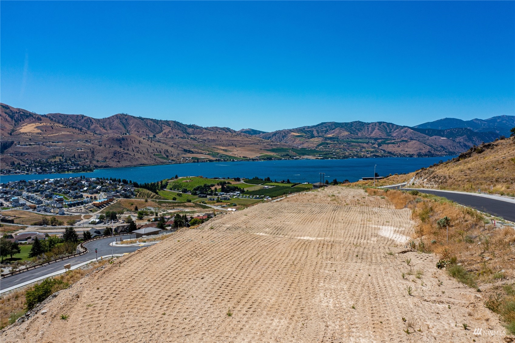 921 Long Drive, Chelan, WA 98816 | Compass