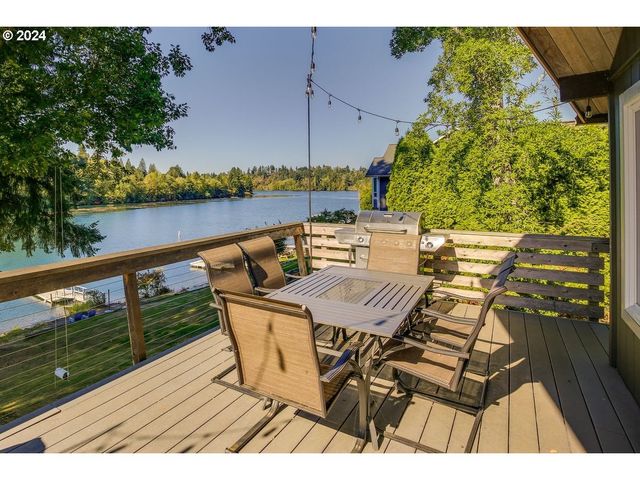 $1,545,000 | 137 Lake Road