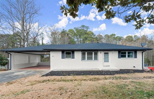 $510,000 | 1955 East Lake Drive