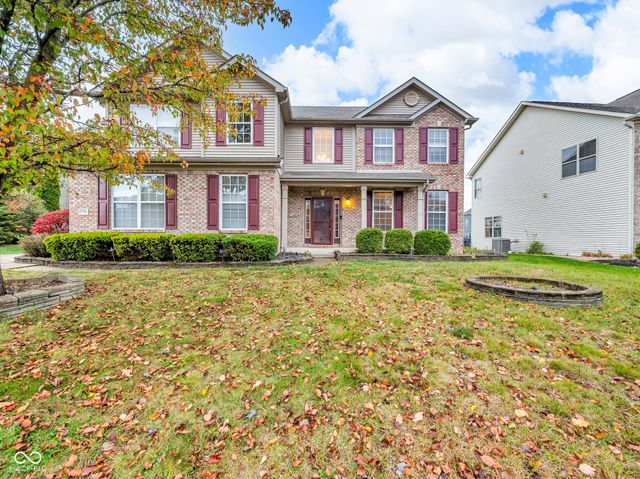 $435,000 | 5756 Cherokee Court | The Woods at Somerset