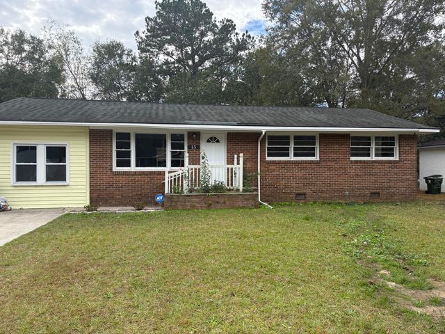 $2,200 | 15 Newark Avenue | Sedgefield