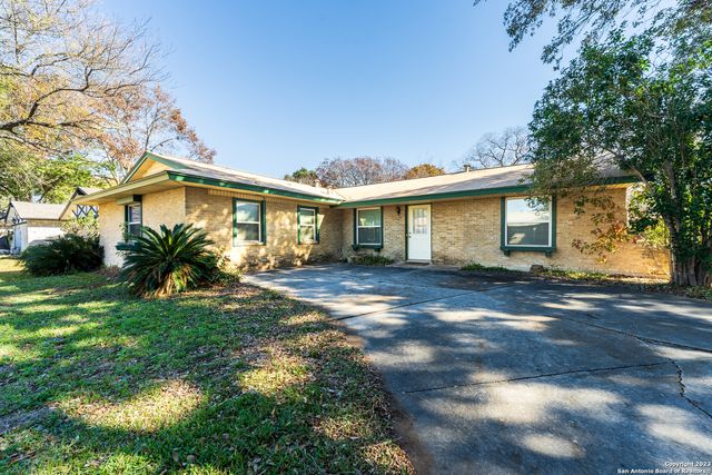 $200,000 | 3706 Petry Drive | Kirby