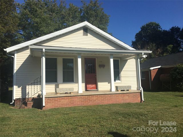 $1,375 | 113 Jenkins Avenue | Mount Holly