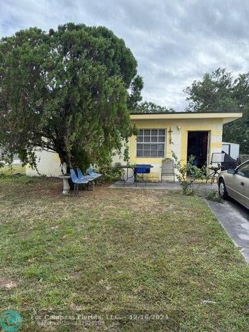 $229,900 | 2402 Northwest 8th Street | Collier City