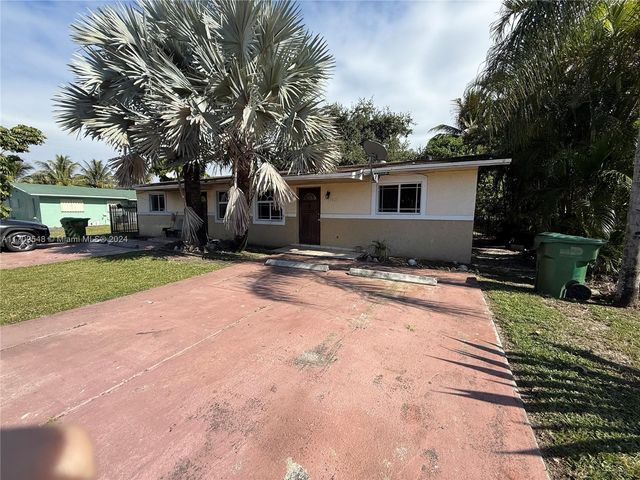 $2,350 | 15825 Northwest 39th Place, Unit 15825 | Opa-locka North