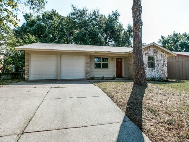 $269,500 | 1806 Doss Circle | Northwest Central Arlington