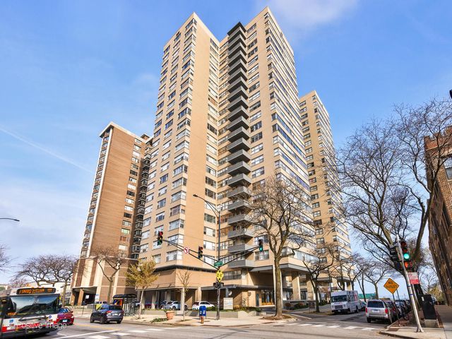 $172,000 | 6301 North Sheridan Road, Unit 12P | Edgewater Beach