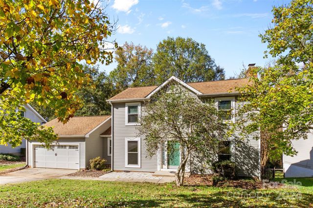 $425,000 | 12400 Woodside Falls Road | Ballantyne West