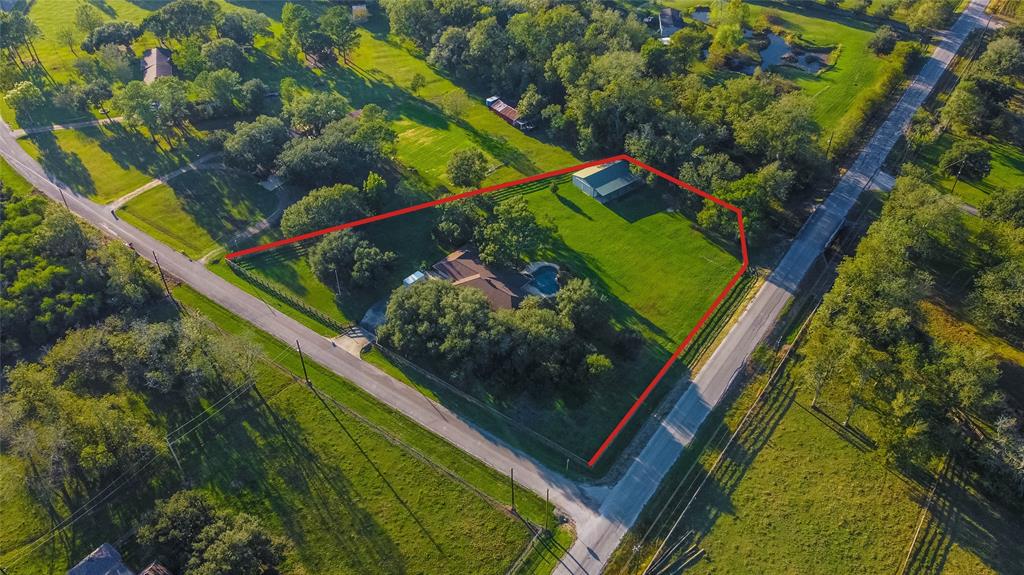 Welcome home to your country retreat. Red lines are approx. property lines.