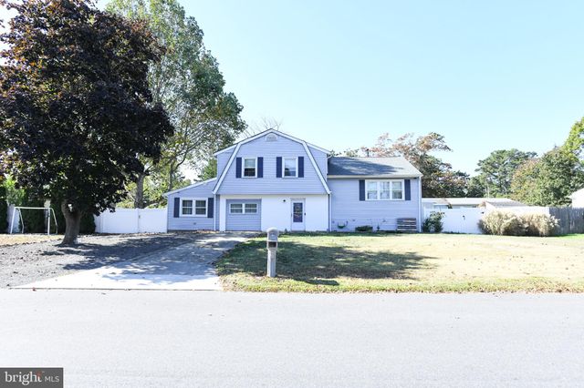 $465,000 | 26 Sea Breeze Drive | Little Egg Harbor Township - Ocean County