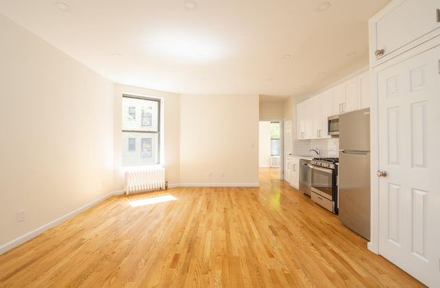 $7,500 | 258 West 17th Street, Unit 3A | Chelsea