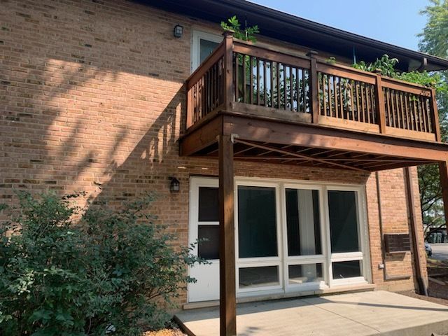 $189,000 | 2201 Arbor Circle, Unit 10 | Downers Grove