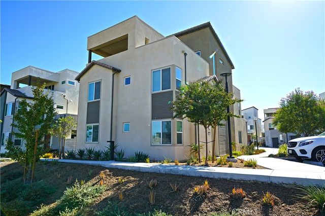 $6,350 | 27503 North Golden Currant Place | Newhall Ranch