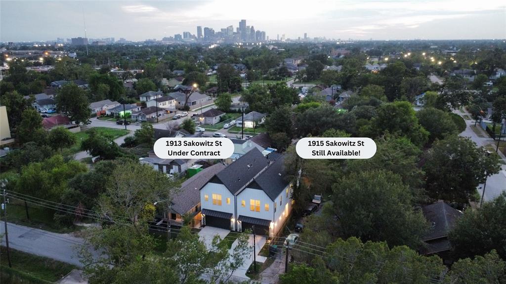 Minutes from Downtown Houston in Houston's rapidly developing Denver Harbor / 5th Ward neighborhood!