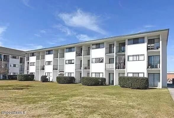 $138,500 | 454 Racine Drive, Unit E305 A & B | College Acres-Hillsdale