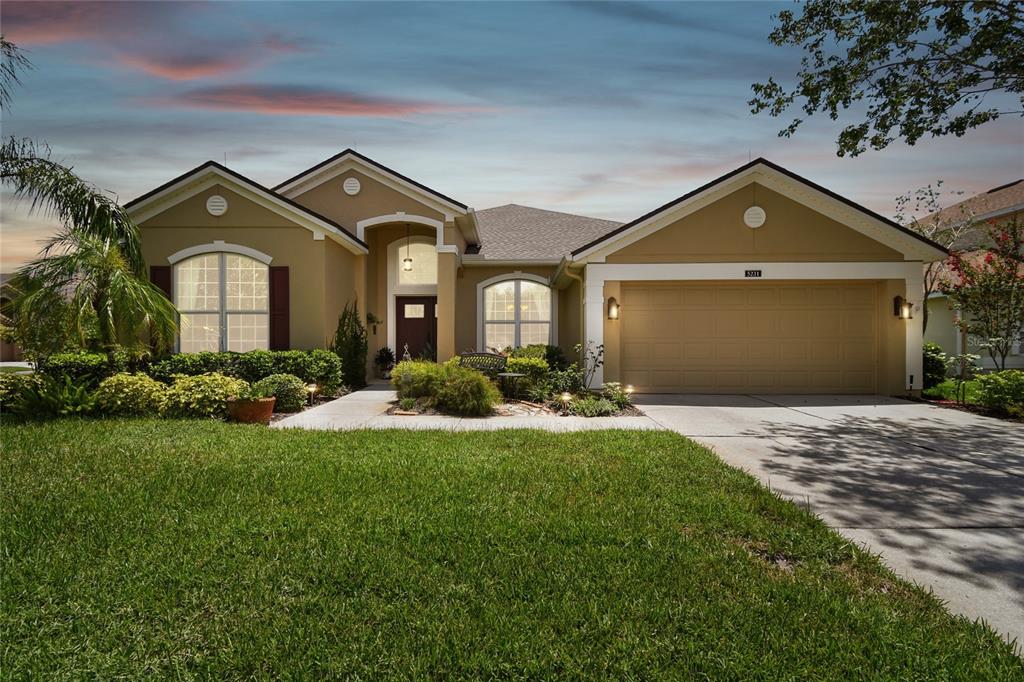 Welcome Home! 5231 Smokey Water Ln. Oviedo, FL 32765