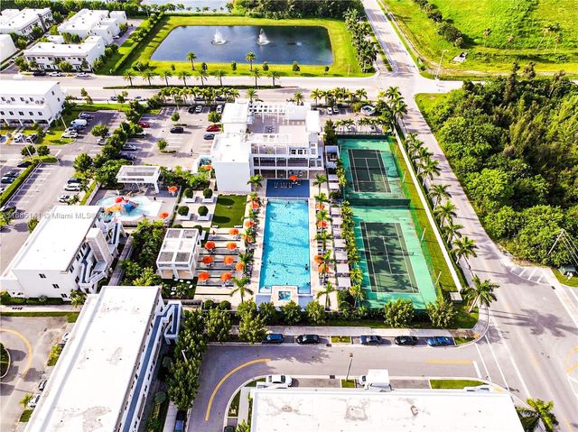 $3,500 | 6425 Northwest 103rd Place, Unit 106 | Doral