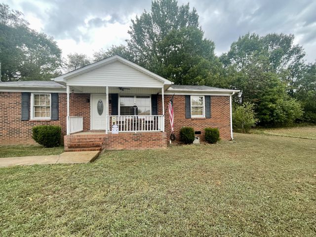 $234,900 | 1057 Murrey Street | Lewisburg