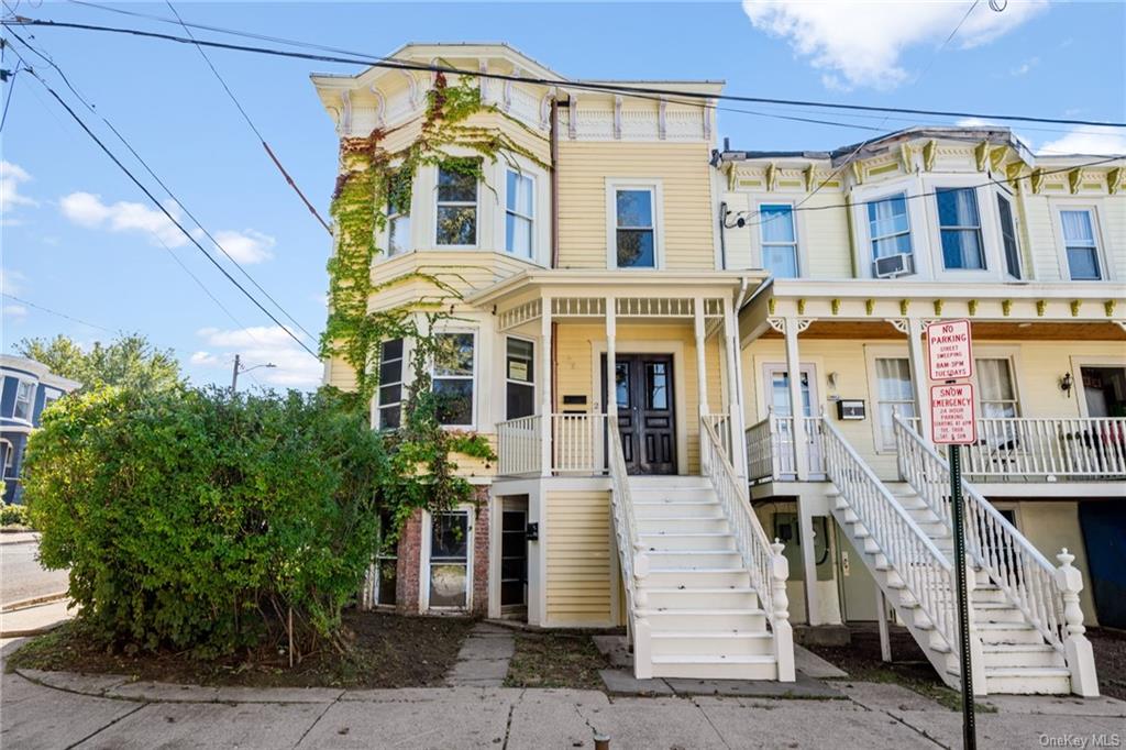 View of front of house with a porch