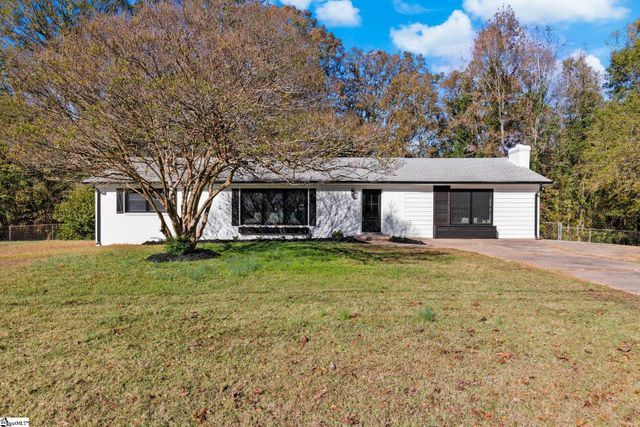 $299,900 | 106 Carter Heights Drive | Gaffney