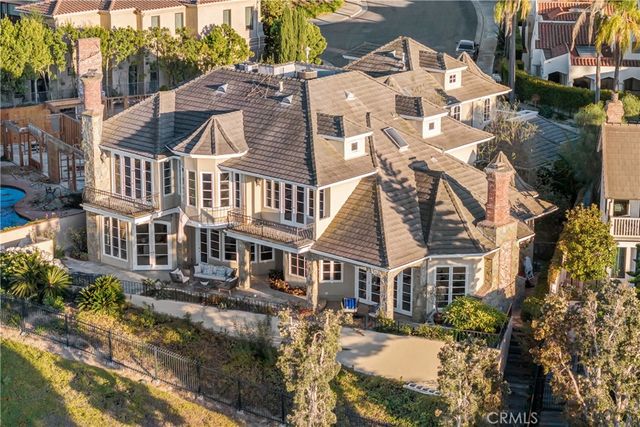 $6,495,000 | 15 Hillsborough | East Bluff-Harbor View