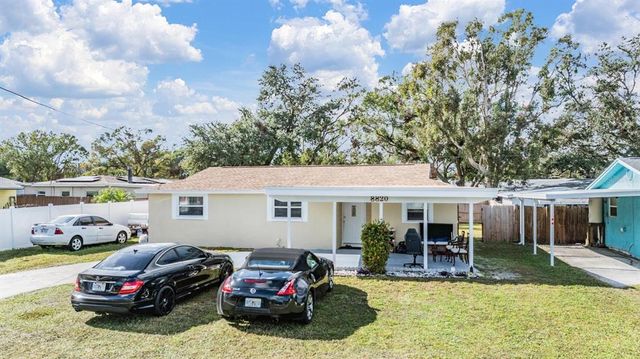 $324,900 | 8820 52nd Street North | Pinellas Park