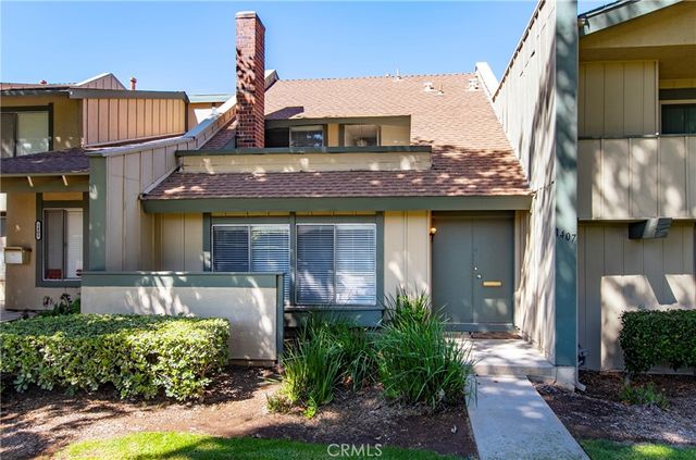 $3,000 | 1407 Camelot Drive | Central Corona