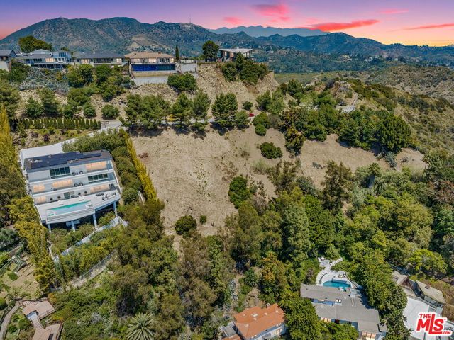 $1,799,000 | 7060 Mulholland Drive | Sunset Strip-Hollywood Hills West