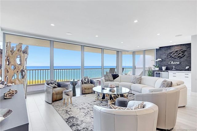 $2,995,000 | 2001 Southeast Sailfish Point Boulevard, Unit 216 | Sailfish Point