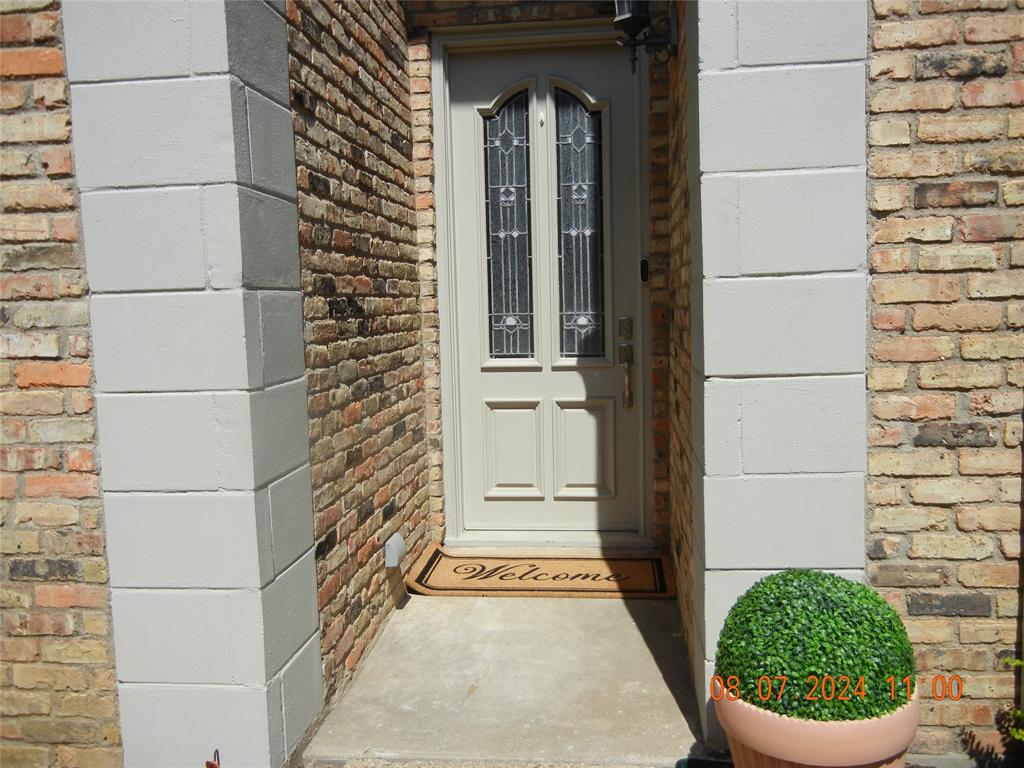 a view of a door of the house