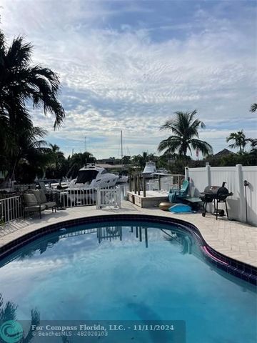 $3,000 | 2708 Northeast 14th Street Causeway, Unit 2 | Avalon Harbor