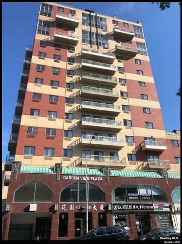 $699,000 | 43-18 Main Street, Unit 6F | Flushing