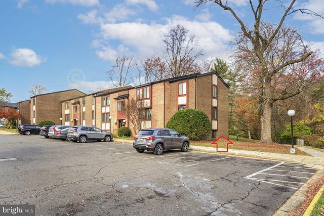 $335,000 | 9800 Kingsbridge Drive, Unit 2 | Hawthorne Village Condominiums