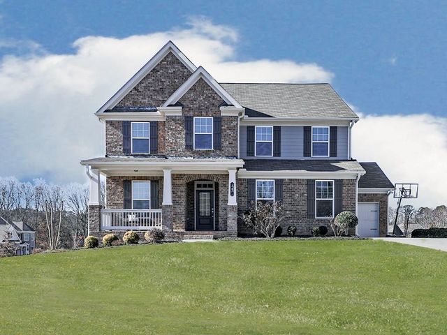 $850,000 | 301 Cochin Drive | Hickory Manor