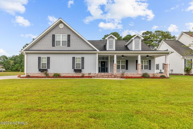 $548,475 | 427 Candlewood Drive | Jacksonville Township - Onslow County