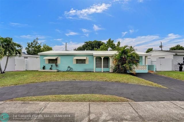 $495,000 | 6920 Southwest 23rd Street | Miramar Isles