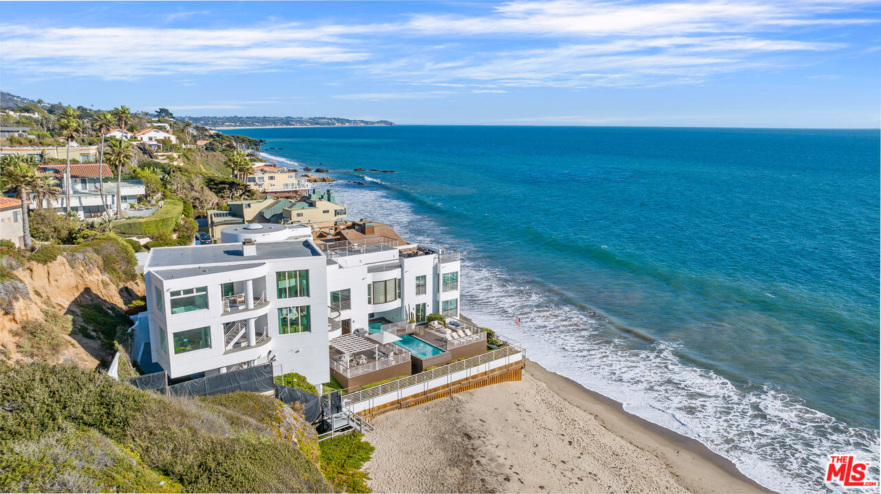 a view of building with an ocean view