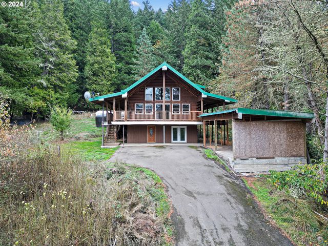 $487,500 | 923 Lone Rock Road | Glide